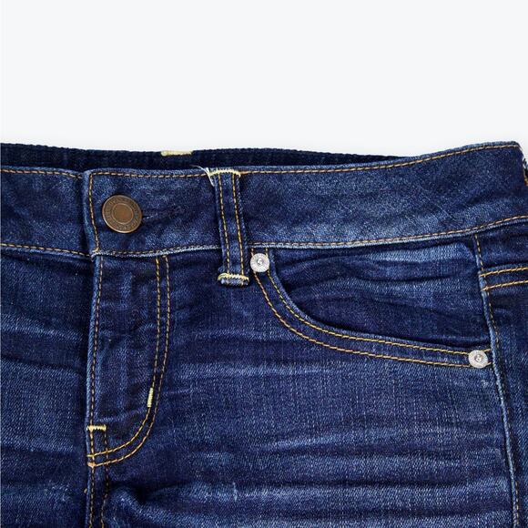 American Eagle Dark Wash Stretch Cut Off Shorts 6 - Picture 5 of 7